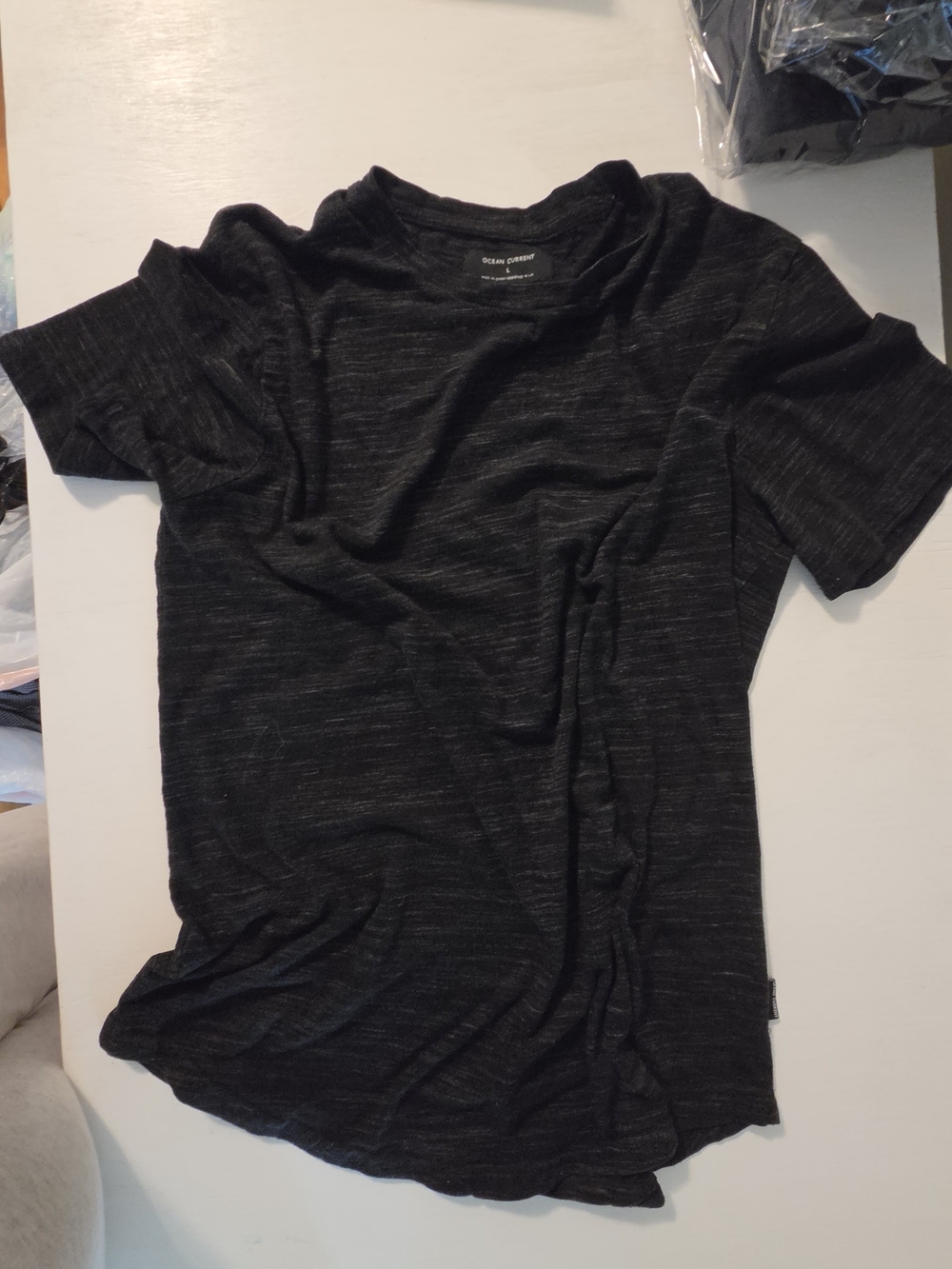 Ocean Current Men's Black Short-Sleeve Crew Tee Large